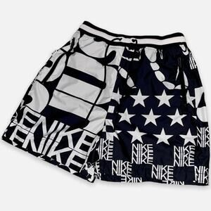 Rare vintage Nike shorts Sz M few small holes on front, not very noticeable